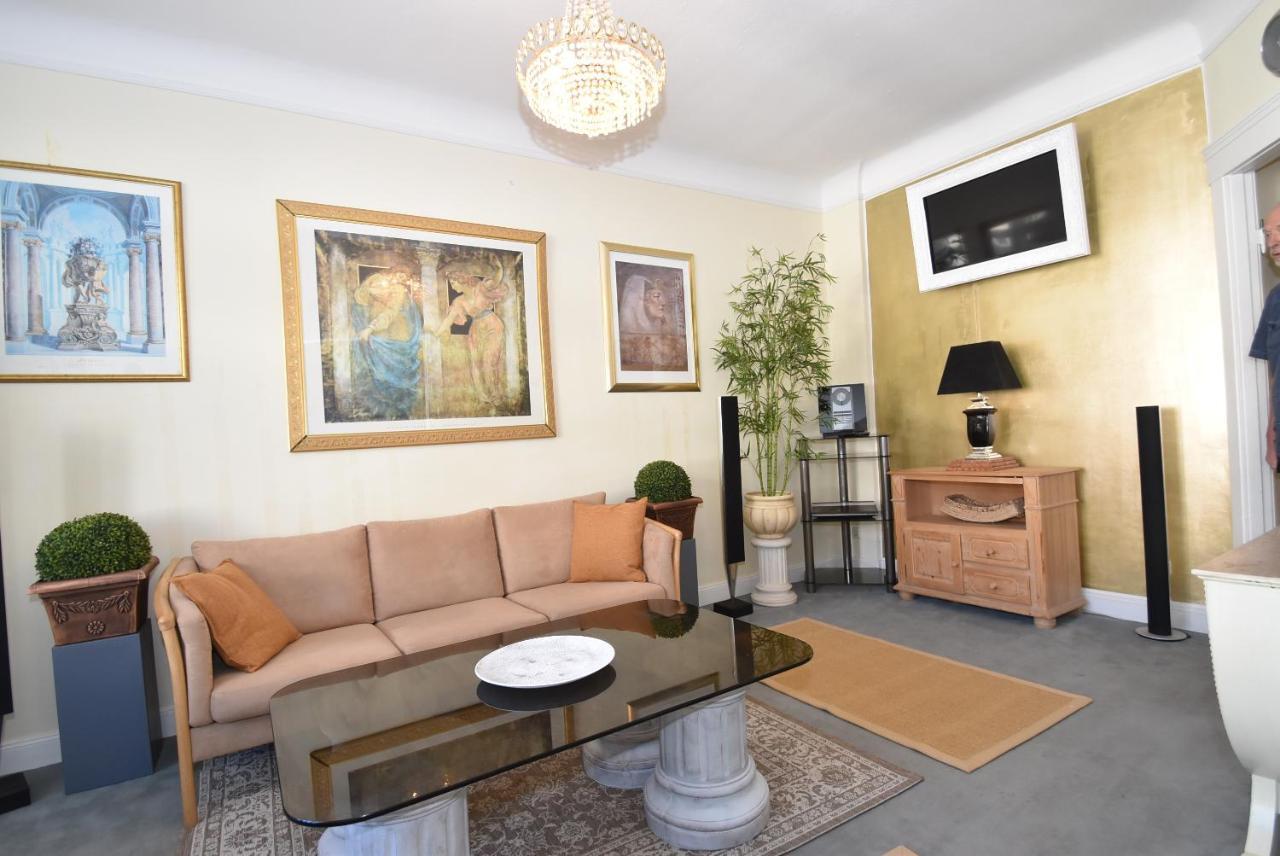 Fewo1846 - Artemis - Vintage Altbau-Wohnung Im 4 Og Eines Geschaeftshauses Im Stadtzentrum Flensbourg Extérieur photo
